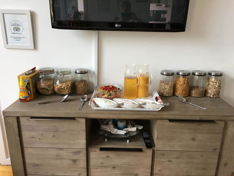Nelson Bay Bed & Breakfast - Holiday Sunshine Coast 17