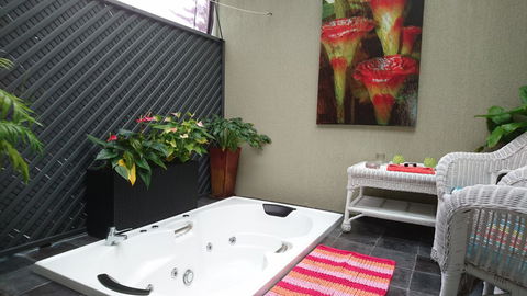 Nelson Bay Bed & Breakfast - Holiday Sunshine Coast 9