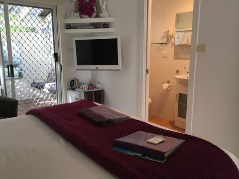 Nelson Bay Bed & Breakfast - Holiday Sunshine Coast 21