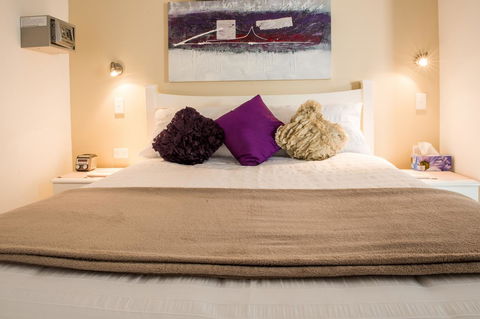 Nelson Bay Bed & Breakfast - Holiday Sunshine Coast 26