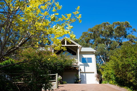Nelson Bay Bed & Breakfast - Holiday Sunshine Coast 1