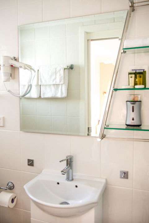 Nelson Bay Bed & Breakfast - Holiday Sunshine Coast 27