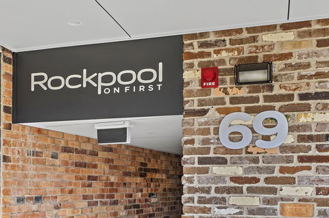 Rockpool 2 Sawtell Beach - Just Steps To Restaurants And 2 Min Stroll To Beach! - Sunshine Coast Tourism 13