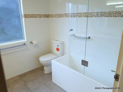 Mollymook Cove Apartments - Sunshine Coast Tourism 27