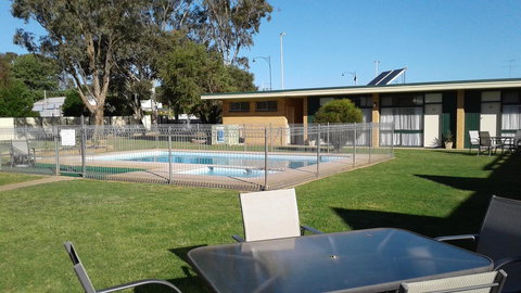 Junee Motor Inn - Sunshine Coast Tourism 11