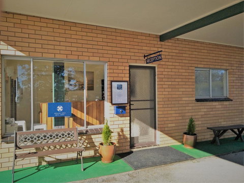 Junee Motor Inn - Sunshine Coast Tourism 1
