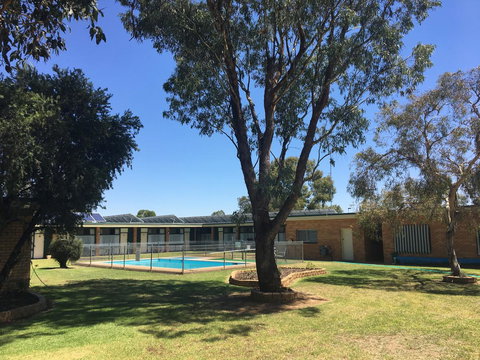 Junee Motor Inn - Sunshine Coast Tourism 25