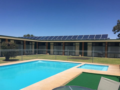 Junee Motor Inn - Sunshine Coast Tourism 13