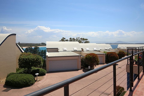 The Cove At Culburra - Direct Access To Beach - Holiday Sunshine Coast 18