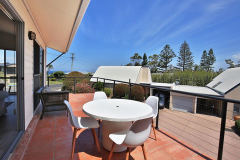 The Cove At Culburra - Direct Access To Beach - Holiday Sunshine Coast 17