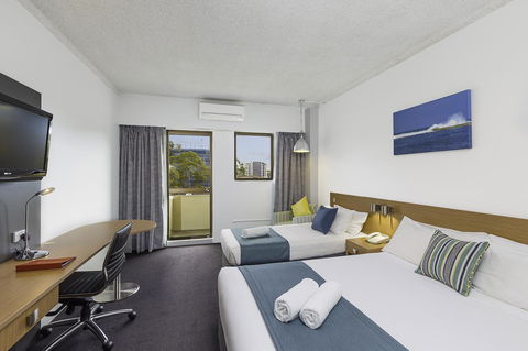 Metro Hotel Miranda - Sunshine Coast Tourism 12
