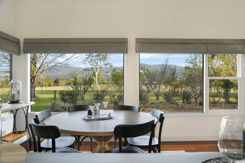 Romanz In The Valley (Luxury B&B) - Sunshine Coast Tourism 16