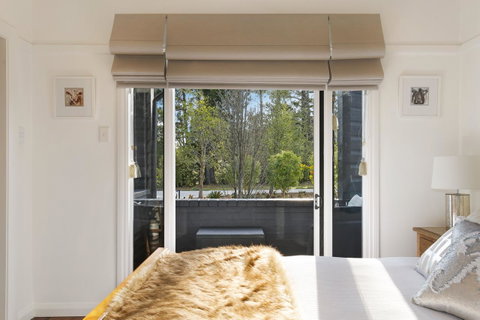 Romanz In The Valley (Luxury B&B) - Sunshine Coast Tourism 6