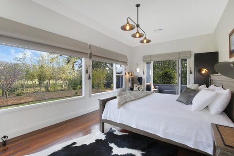 Romanz In The Valley (Luxury B&B) - Sunshine Coast Tourism 2