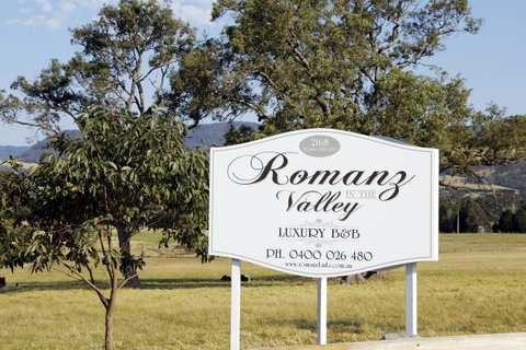 Romanz In The Valley (Luxury B&B) - Sunshine Coast Tourism 33
