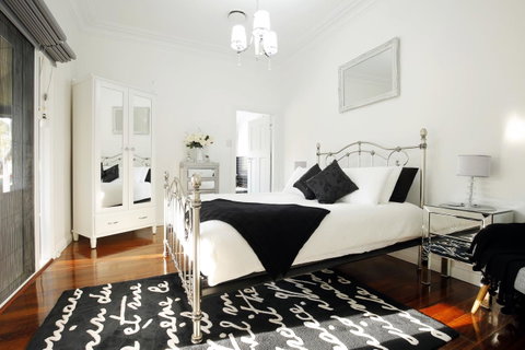 Romanz In The Valley (Luxury B&B) - Sunshine Coast Tourism 12