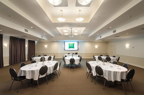 Ibis Styles Tamworth - Sunshine Coast Tourism 7