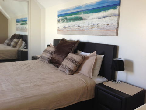 Byron Central Apartments - Sunshine Coast Tourism 25