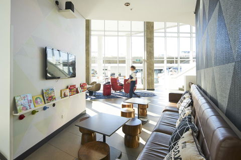 Rydges Sydney Airport Hotel - Sunshine Coast Tourism 21