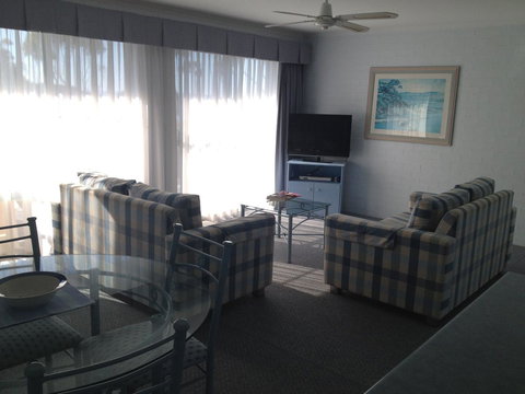 Breakers Apartments - Sunshine Coast Tourism 13