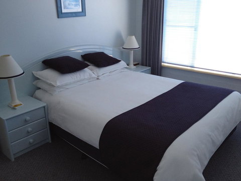 Breakers Apartments - Sunshine Coast Tourism 4