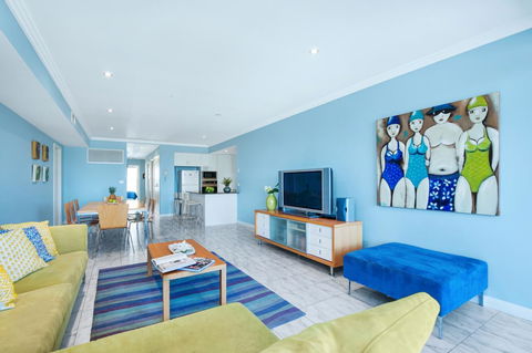 On The Beach Getaway - Sunshine Coast Tourism 2