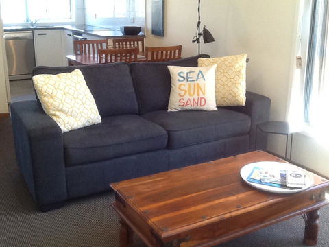 Narooma Golfers Lodge - Holiday Sunshine Coast 36