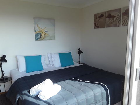 Narooma Golfers Lodge - Holiday Sunshine Coast 23