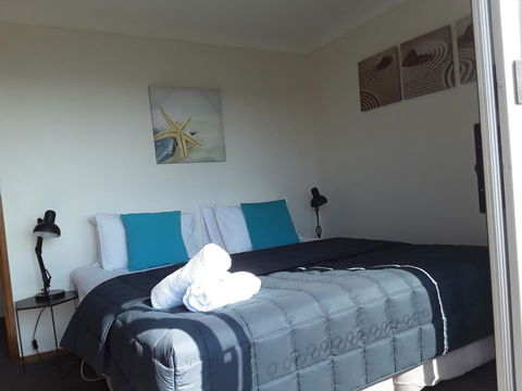 Narooma Golfers Lodge - Holiday Sunshine Coast 15