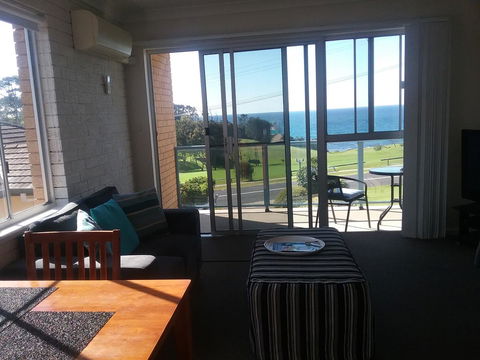 Narooma Golfers Lodge - Holiday Sunshine Coast 0