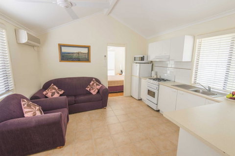 The Palms At Avoca - Sunshine Coast Tourism 24