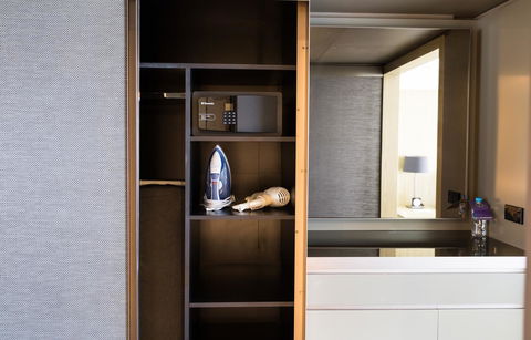 Hyatt Regency Sydney - Sunshine Coast Tourism 8