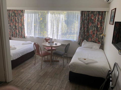 Echo Point Discovery Motel - Sunshine Coast Tourism 1