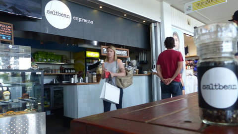 SaltBeach2302 - Holiday Sunshine Coast 17