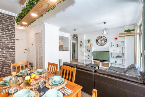 Apartments In Pyrmont - Holiday Sunshine Coast 17