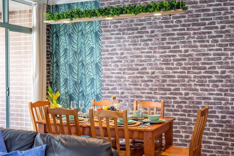 Apartments In Pyrmont - Holiday Sunshine Coast 14