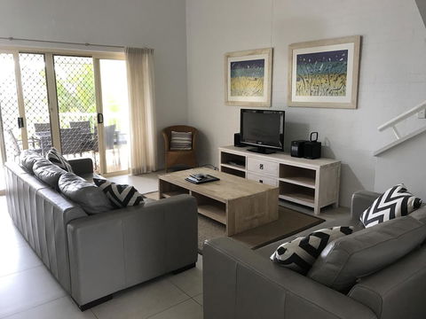 Mariner Bay Apartments - Holiday Sunshine Coast 34