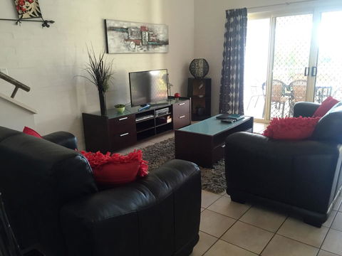 Mariner Bay Apartments - Holiday Sunshine Coast 38