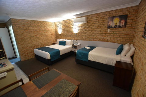 Best Western Kennedy Drive Airport Motel - Sunshine Coast Tourism 13