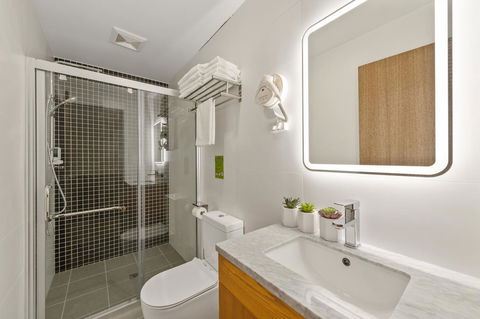 YEHS Hotel Sydney QVB - Sunshine Coast Tourism 41
