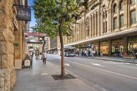 YEHS Hotel Sydney QVB - Sunshine Coast Tourism 4