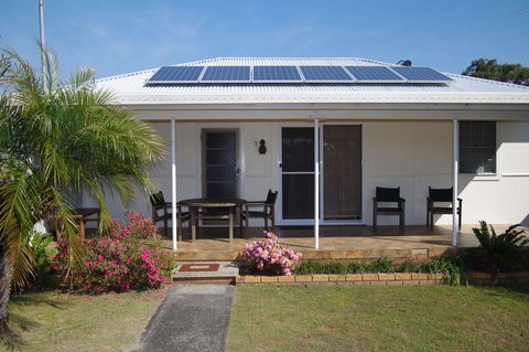 Fleur Cottage, 7 Willow Street - Sunshine Coast Tourism 4