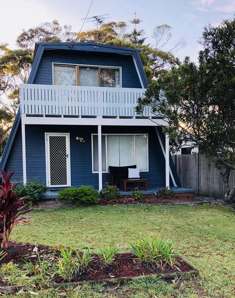 Little Blue Beach House - Sunshine Coast Tourism 1