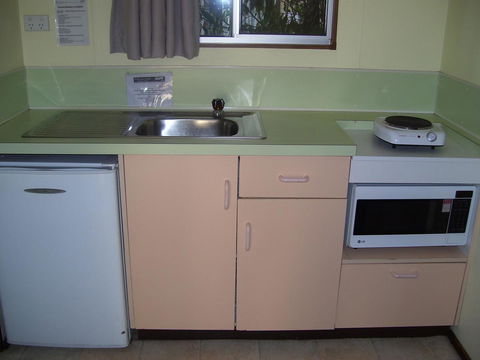 Glenwood Tourist Park & Motel - Sunshine Coast Tourism 16