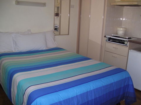 Glenwood Tourist Park & Motel - Sunshine Coast Tourism 14