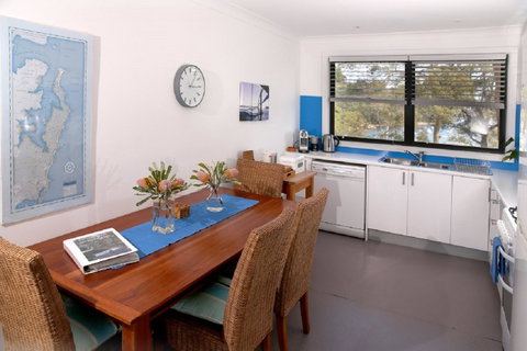 Refuge Cove On Pittwater - Sunshine Coast Tourism 8