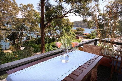 Refuge Cove On Pittwater - Sunshine Coast Tourism 4