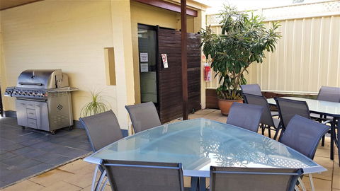 Great Escape Lofts - Holiday Sunshine Coast 6