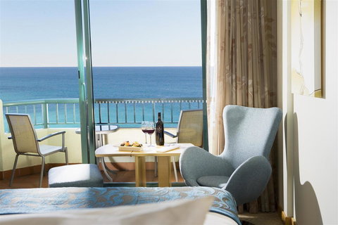 Crowne Plaza Sydney Coogee Beach, An IHG Hotel - Sunshine Coast Tourism 4