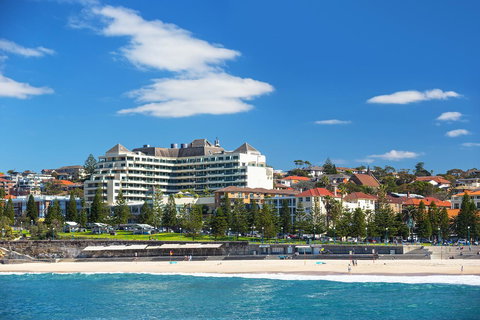 Crowne Plaza Sydney Coogee Beach, An IHG Hotel - Sunshine Coast Tourism 1
